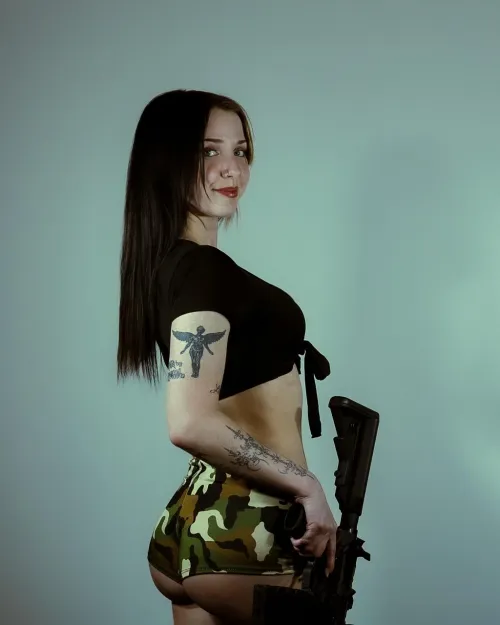 Happy hump day 🖤 by sadielucky