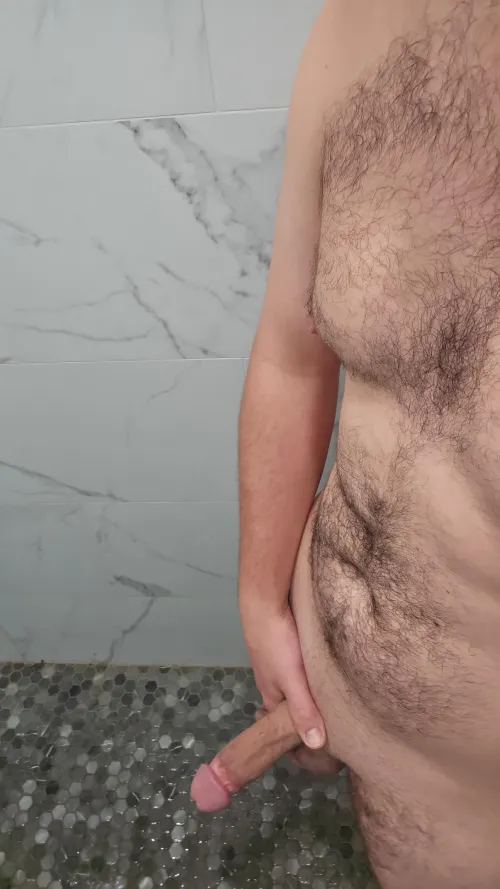 28 m4f about to shower... I need someone here down on their knees by Ok-Revolution1381