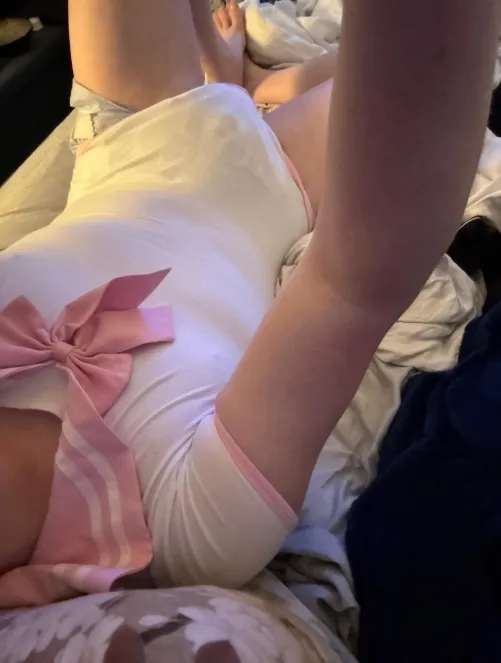 30m - looking for slim, twinky & bratty younger guy to DOM me, control me, keep me in diapers & build a long term dynamic. I’m into humiliation, findom, degradation, diapers. +++Scottish by g0deater_