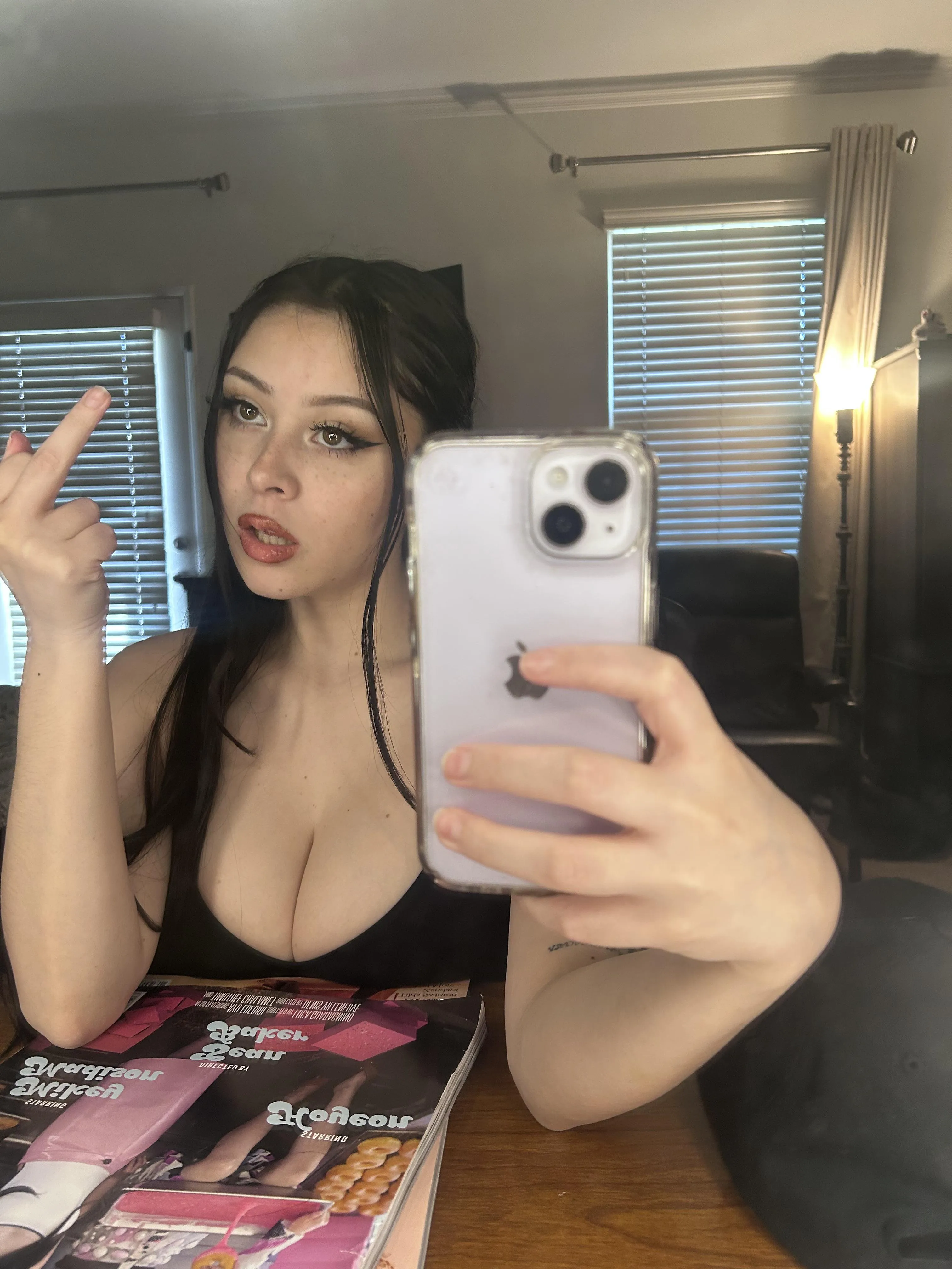 Do as I say simp, get on your knees and serve me! posted by jade2239