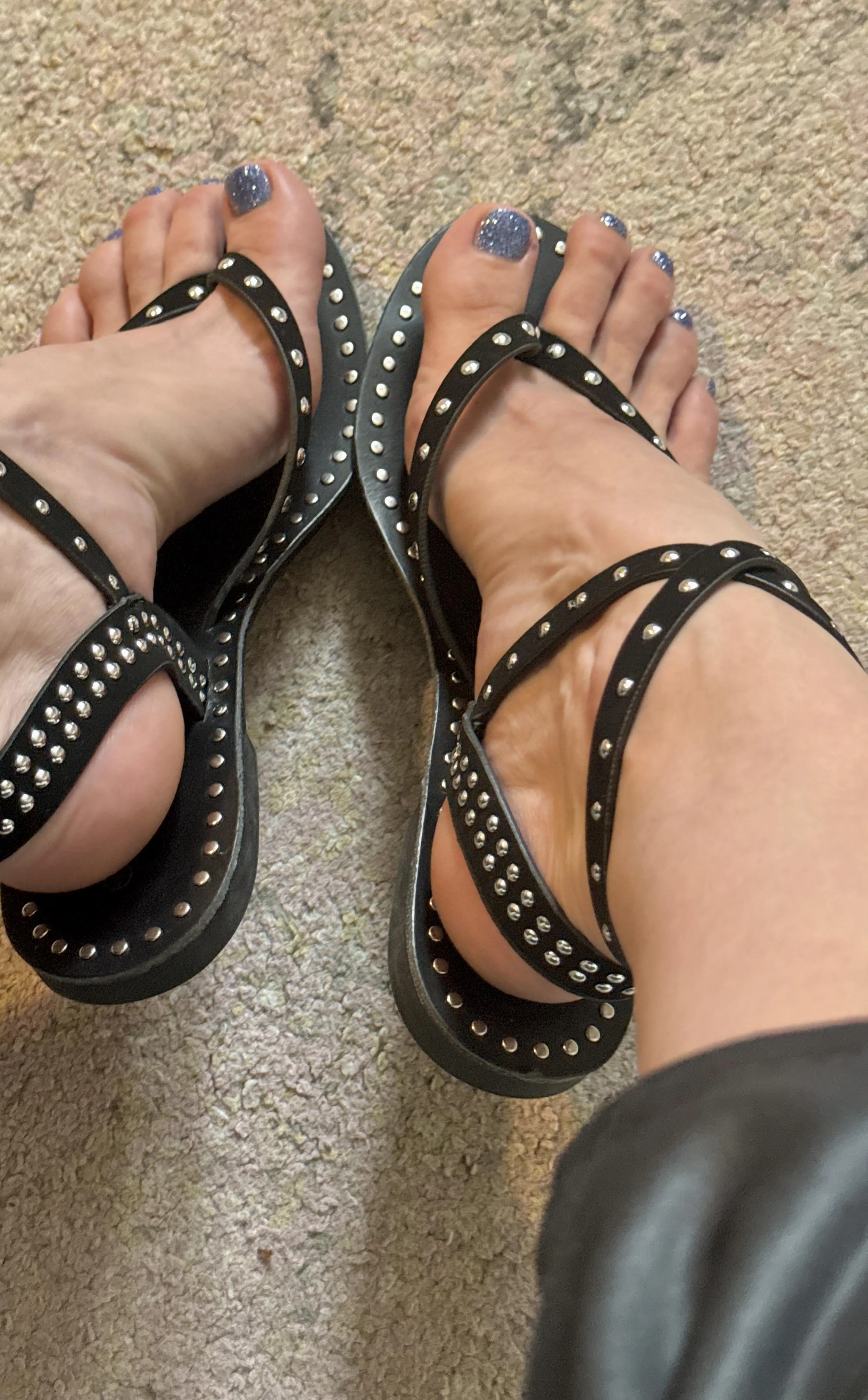 Straps and thongs…so much to like huh?! 🫦😍 posted by Prop2toe