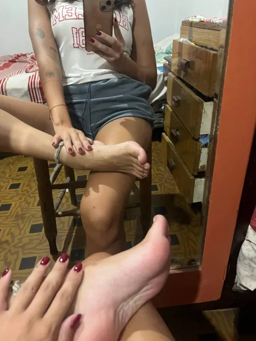 These toes were made to be sucked on.. do you agree? by missymeganxo