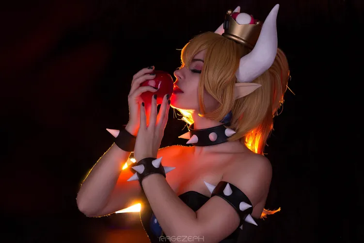 Bowsette [Super Mario Bros] (Yuna Kairi) by YunieSunshine