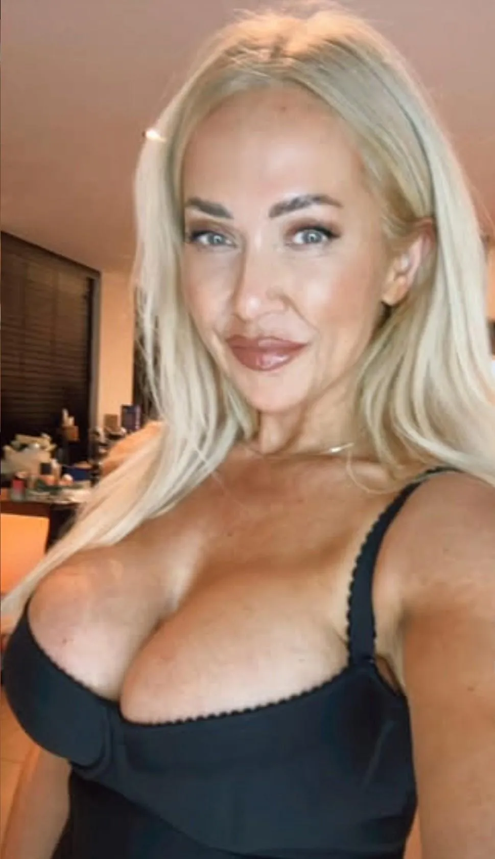 Debbie Zwiers posted by Sea-Dig4981