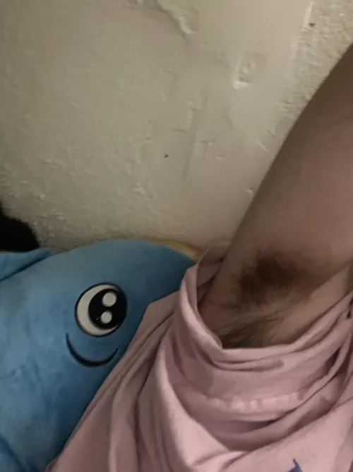 Kinda sweaty, hope you don’t mind the smell ;) by Emergency_Hunt6588