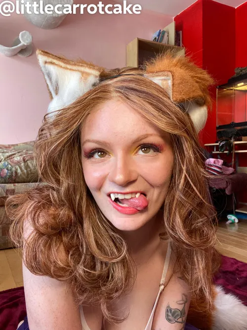 The face i make before going ham at it F18 by ThatLittleCarrotCake