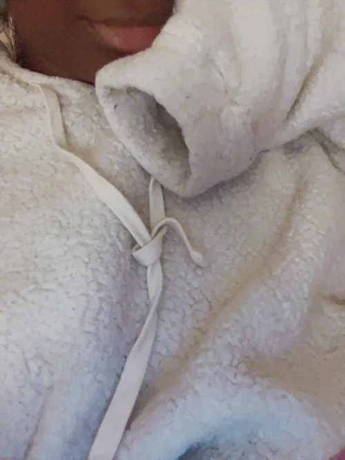 The fluffiest jacket for a gaming session~ by bowtoyourdeity