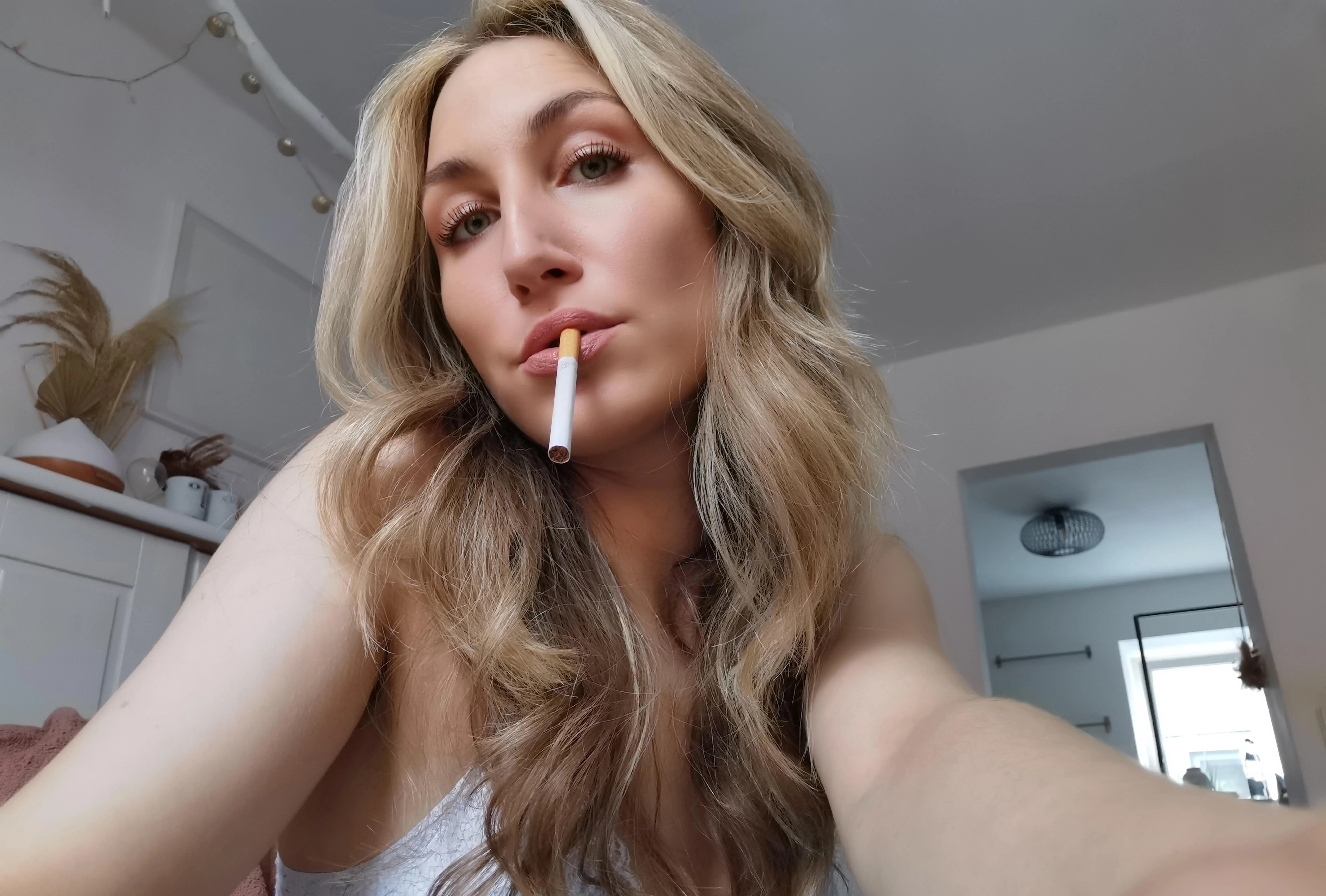 Do you have a lighter for me? posted by derrie_t