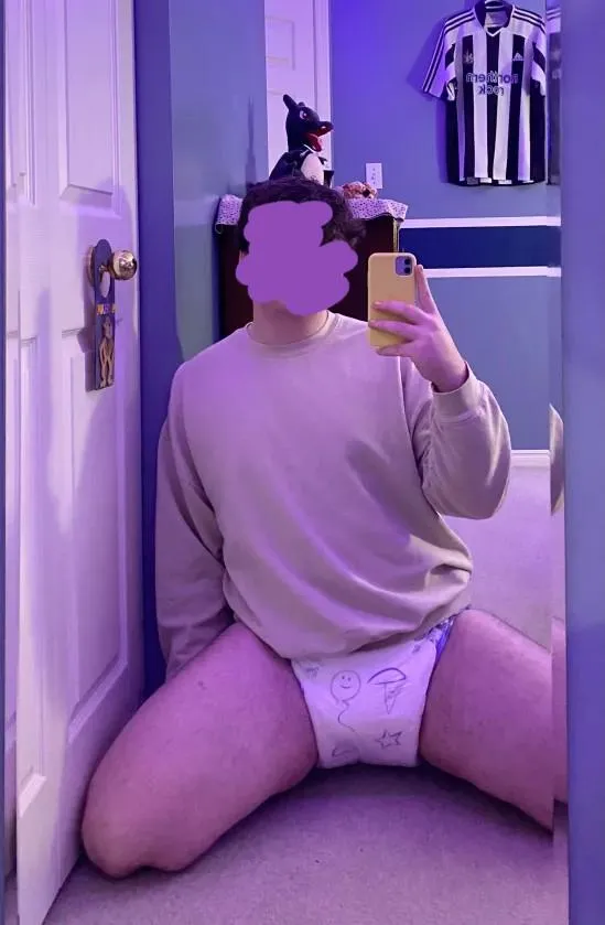 I wants hugs pwease :3 posted by babybear8127