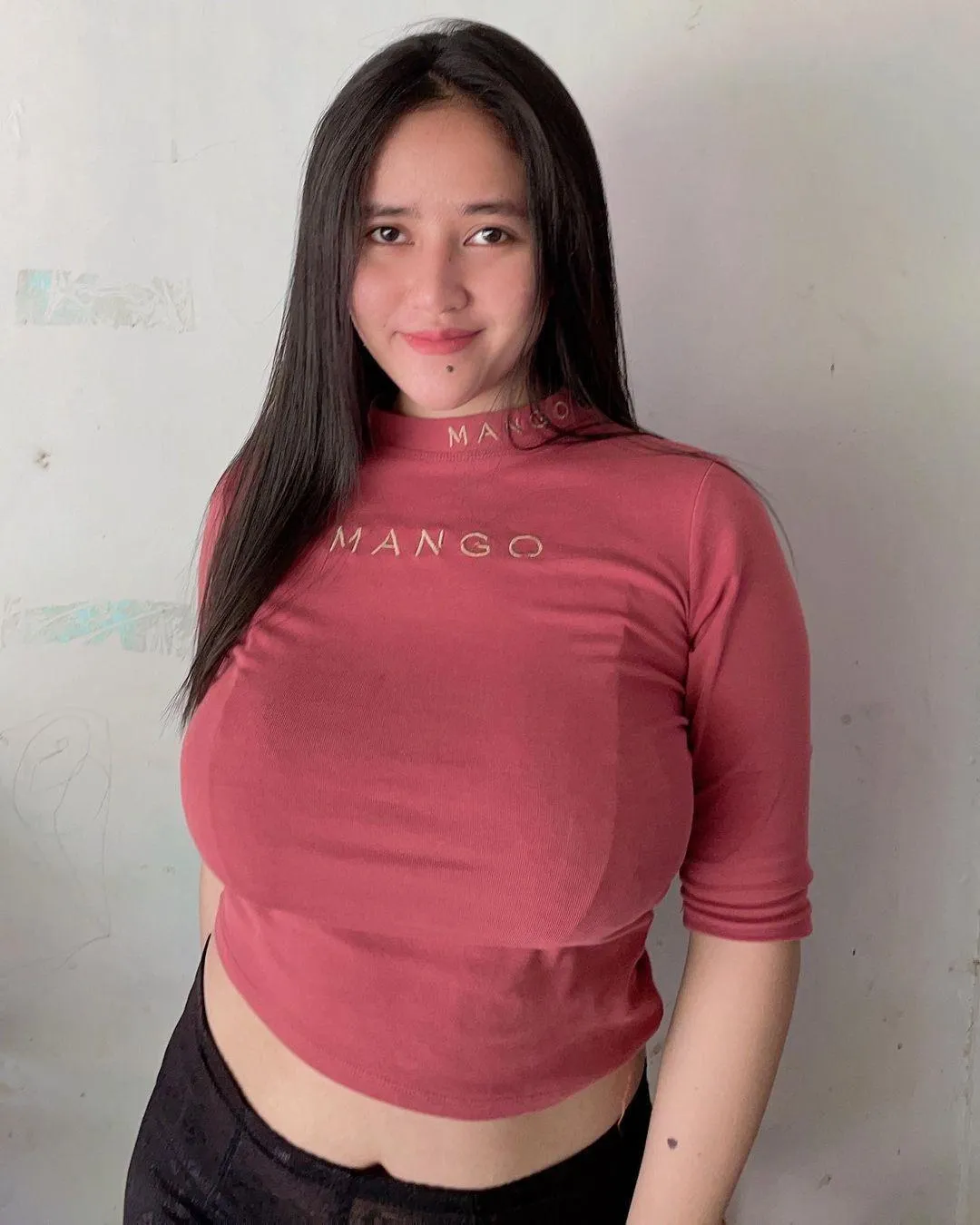 Indonesian beauty posted by riotsoda