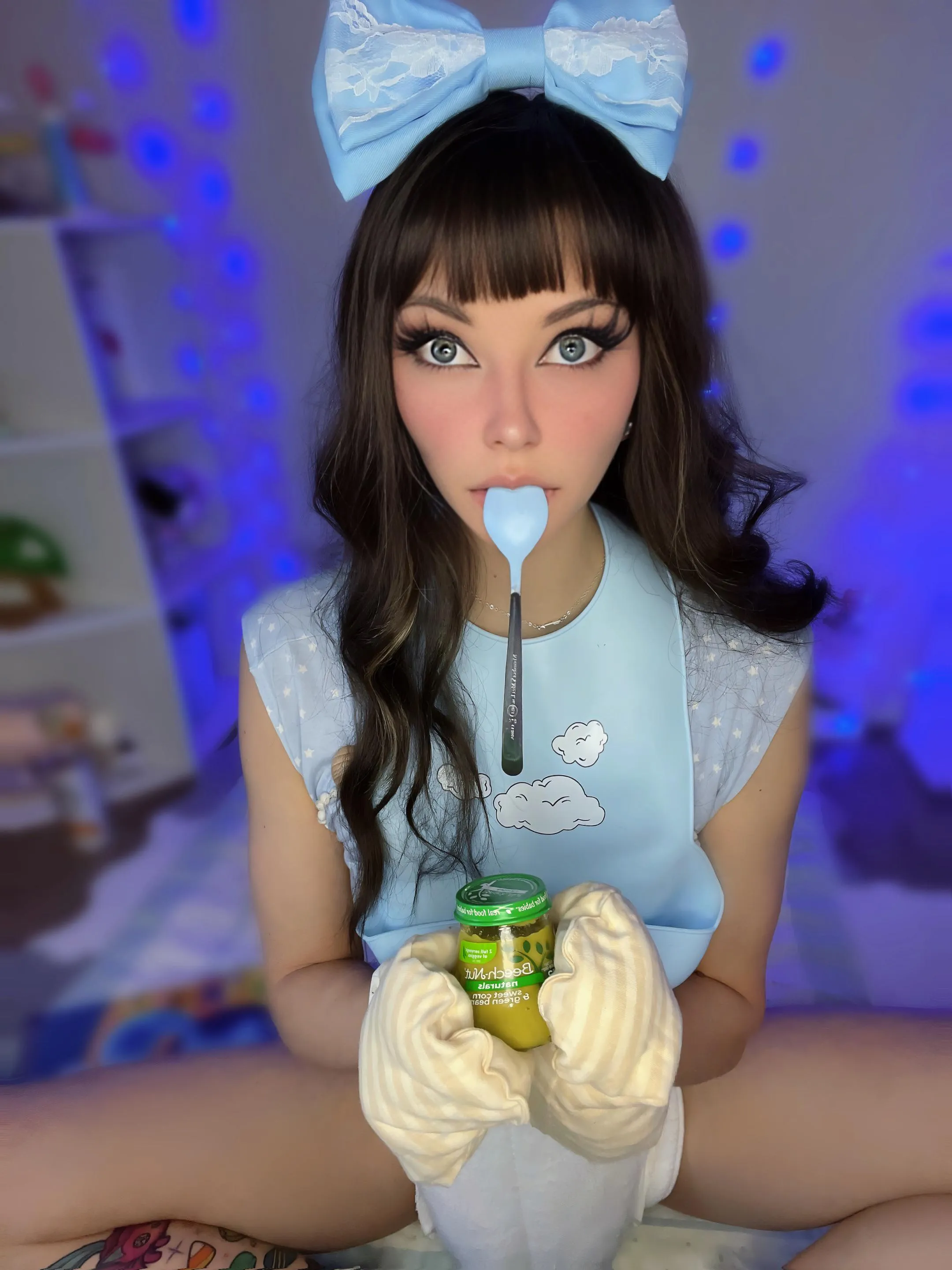 Lunch time posted by Kattbebee