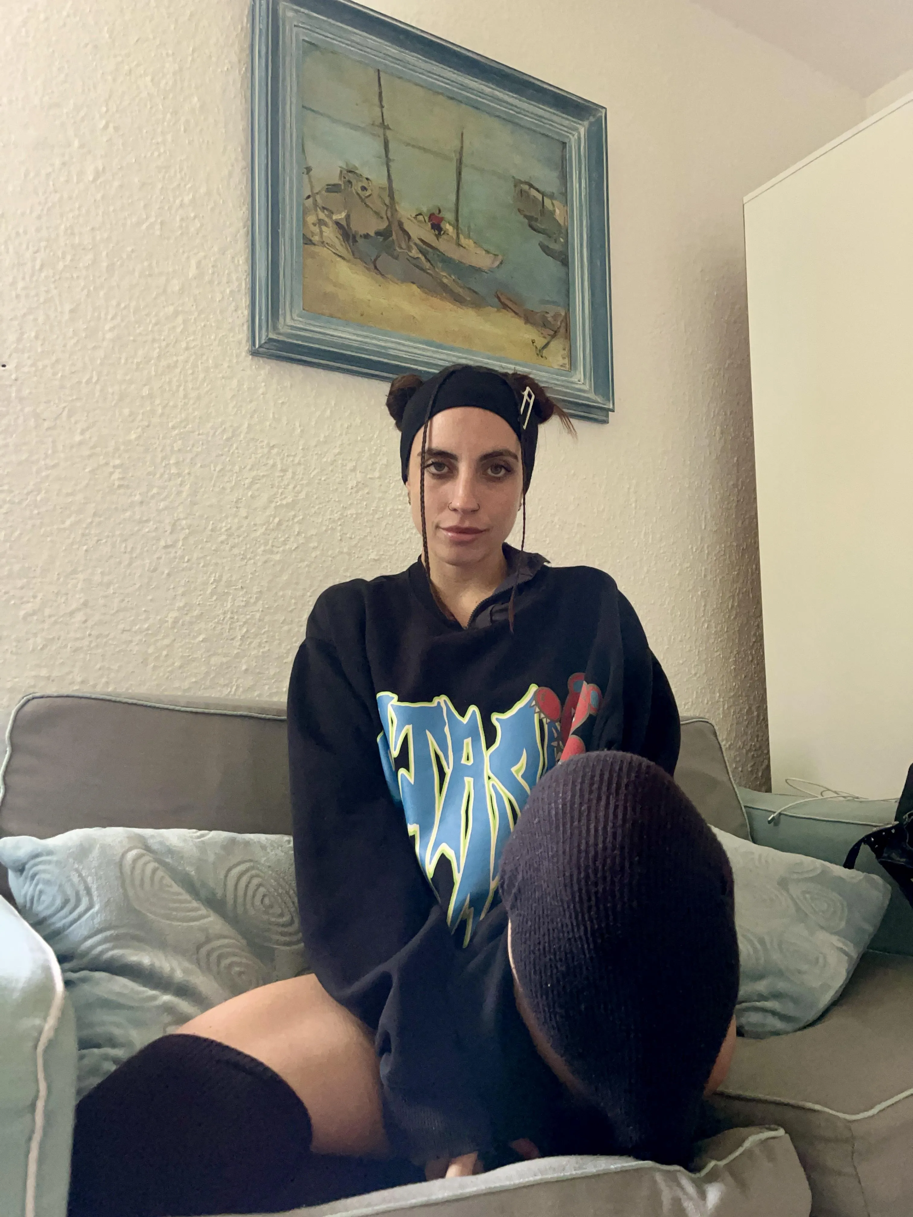 Come take my kneesocks off posted by kimisias