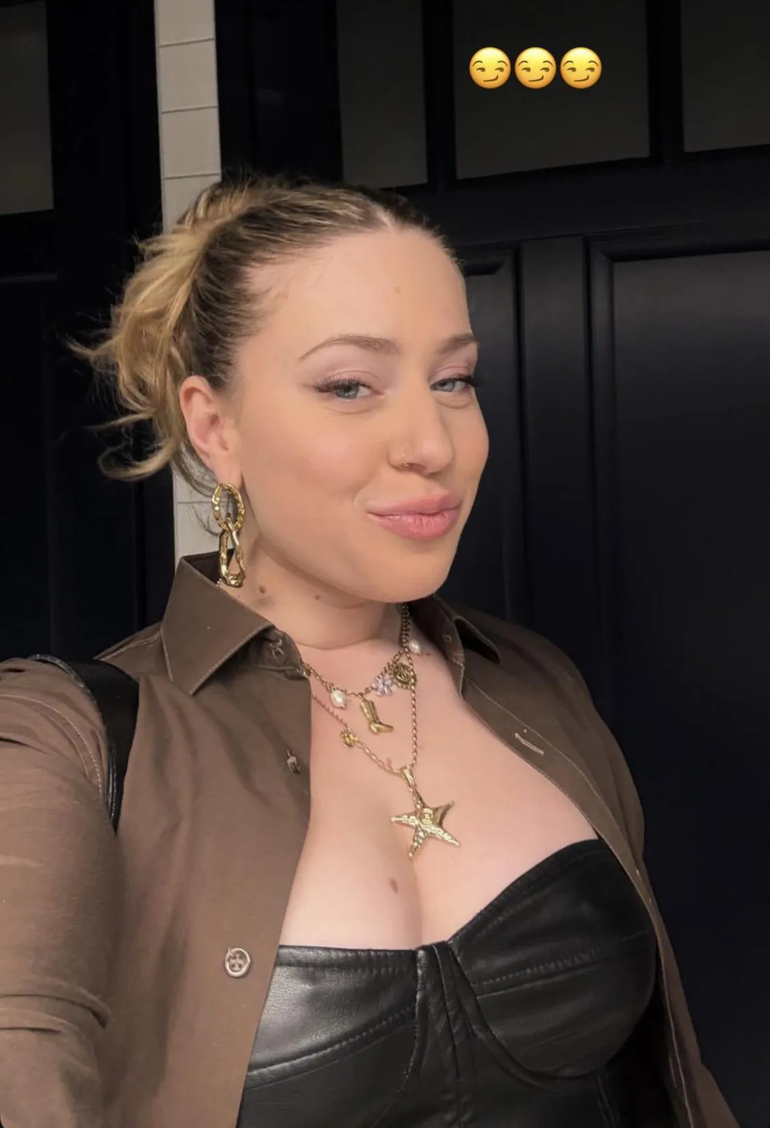 Lisa Vol posted by JLovesStories