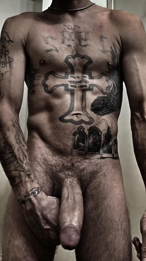 32 curious love showing off by XBlueCollarXX