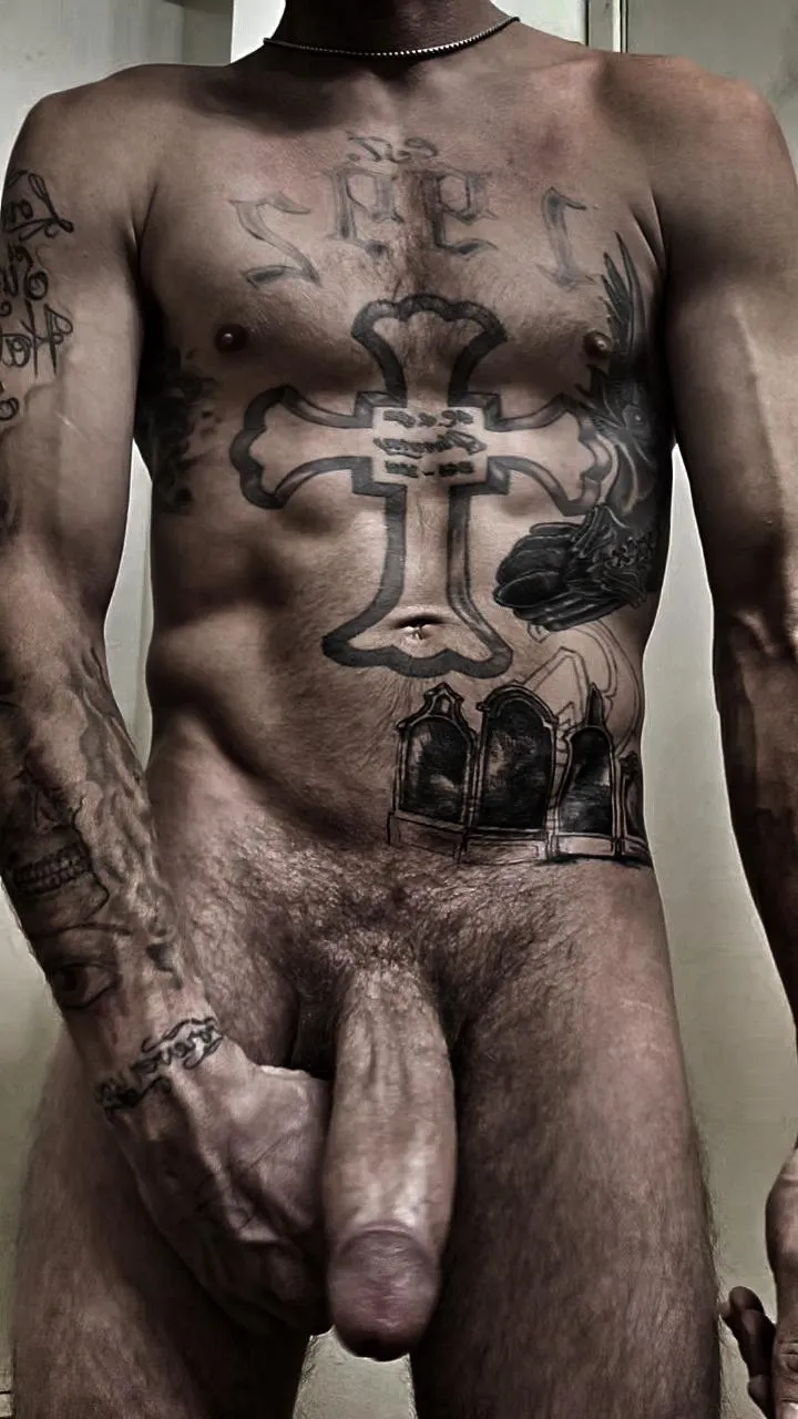 32 curious love showing off posted by XBlueCollarXX