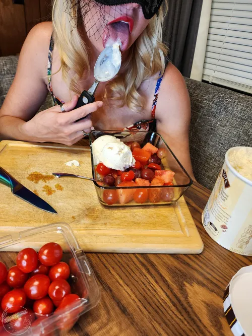 What's your thing? by TwinkNkinks