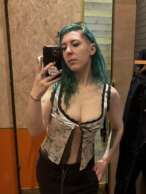 Hopefully this button is strong by sirenskiss3