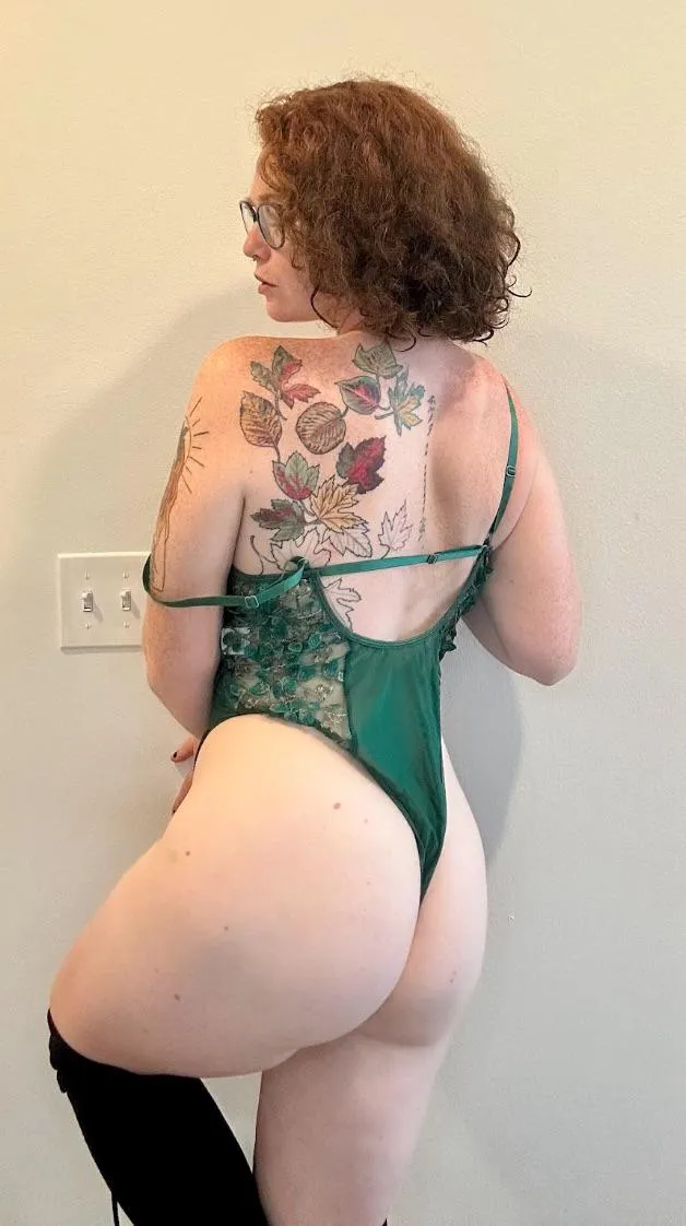 My tattoos give you something to look at while you’re back there… posted by thelegogoddess_