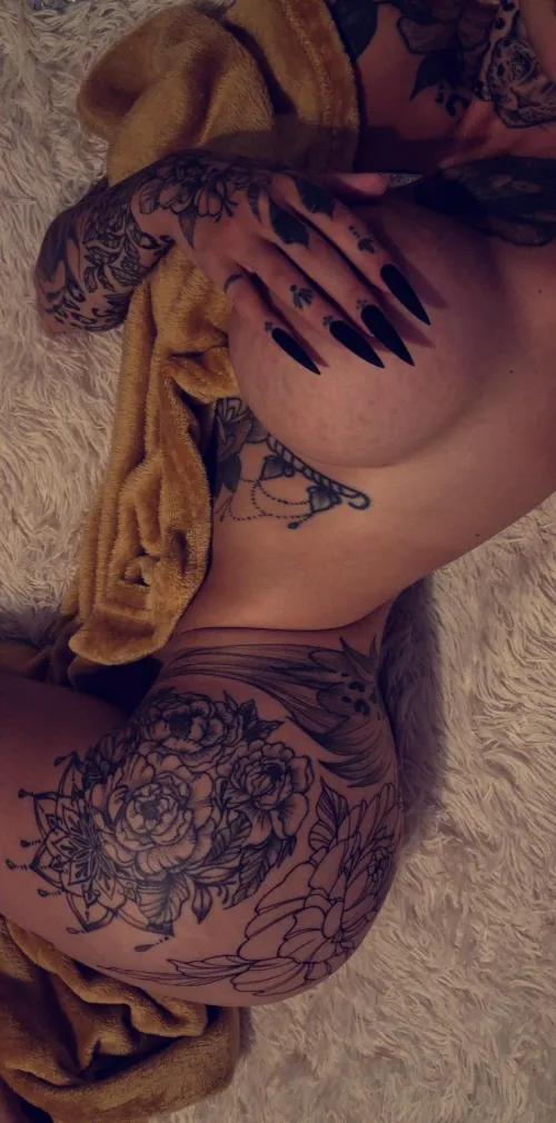 Ootko jo nähny mun uuden tunnin mittasen videon 🥵 by Iitu_xoxo