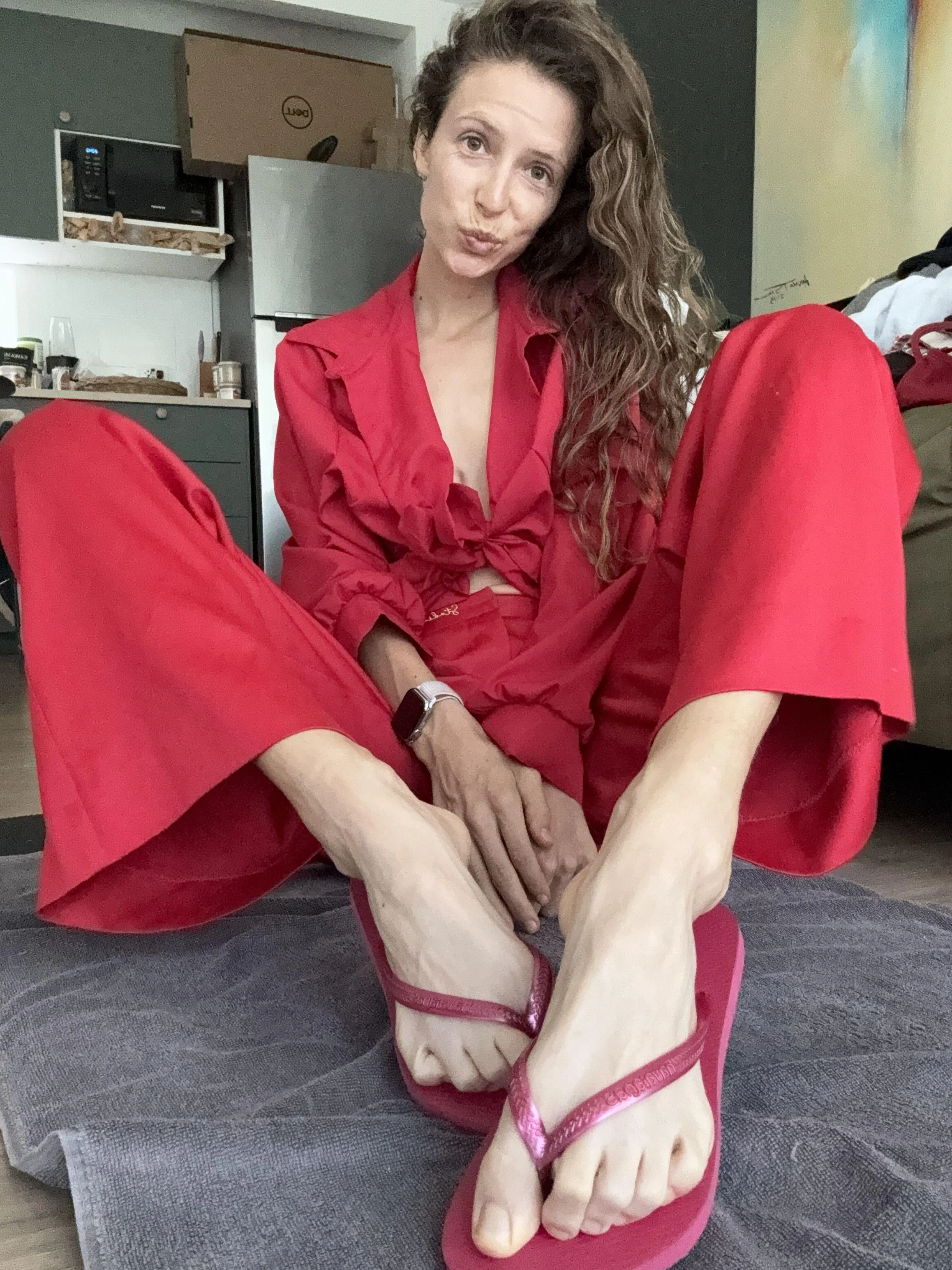 Veiny Feet and Flipflops: A Perfect Pairing posted by lulusdreamz