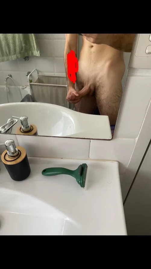 Bull looking for F or mf fun by Boredandhorny4564