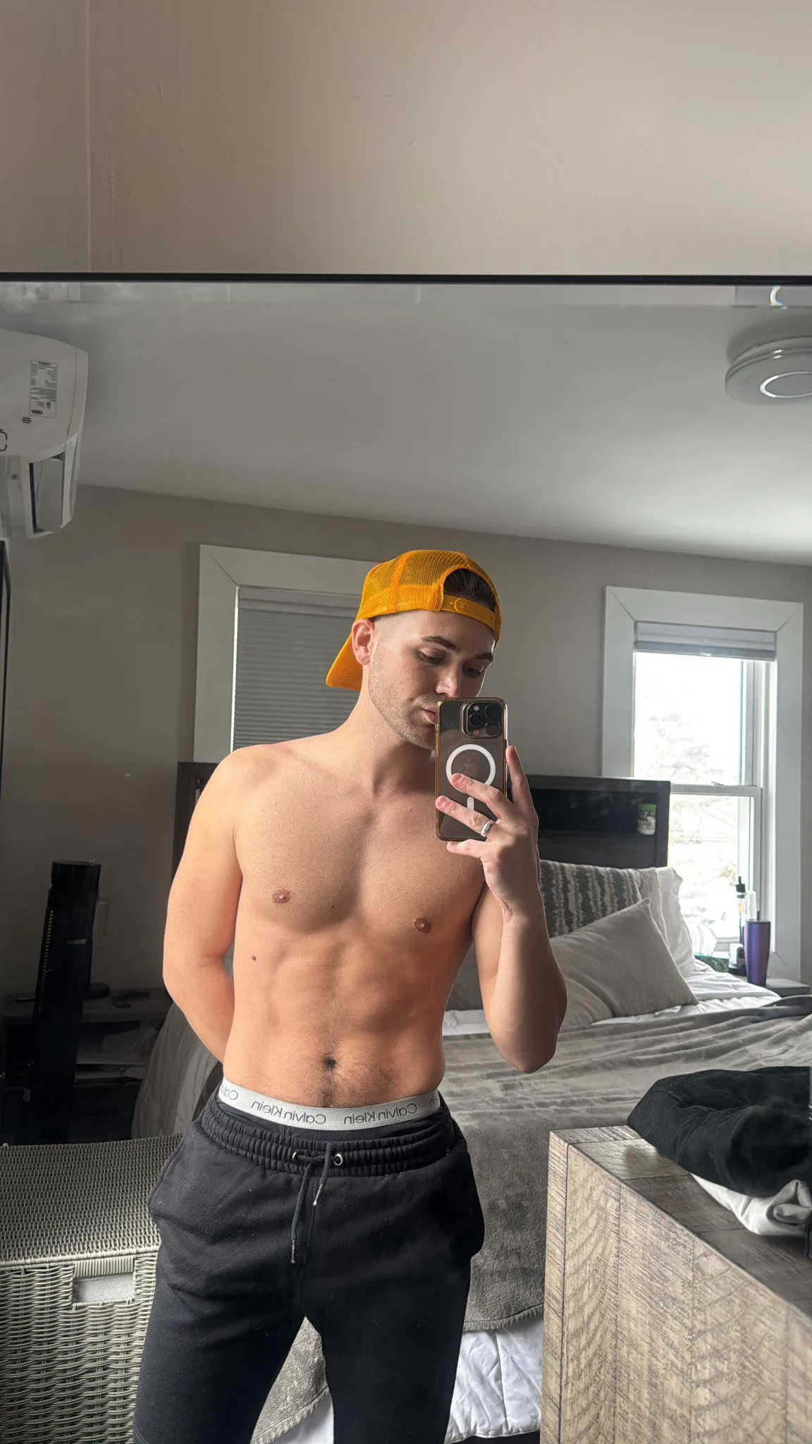 Crystal Envy 👀 posted by TeenageGayNinjaHuman