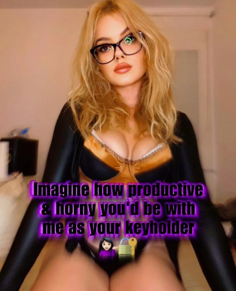 I wanna lock you... [oc] posted by Missmaudedoll