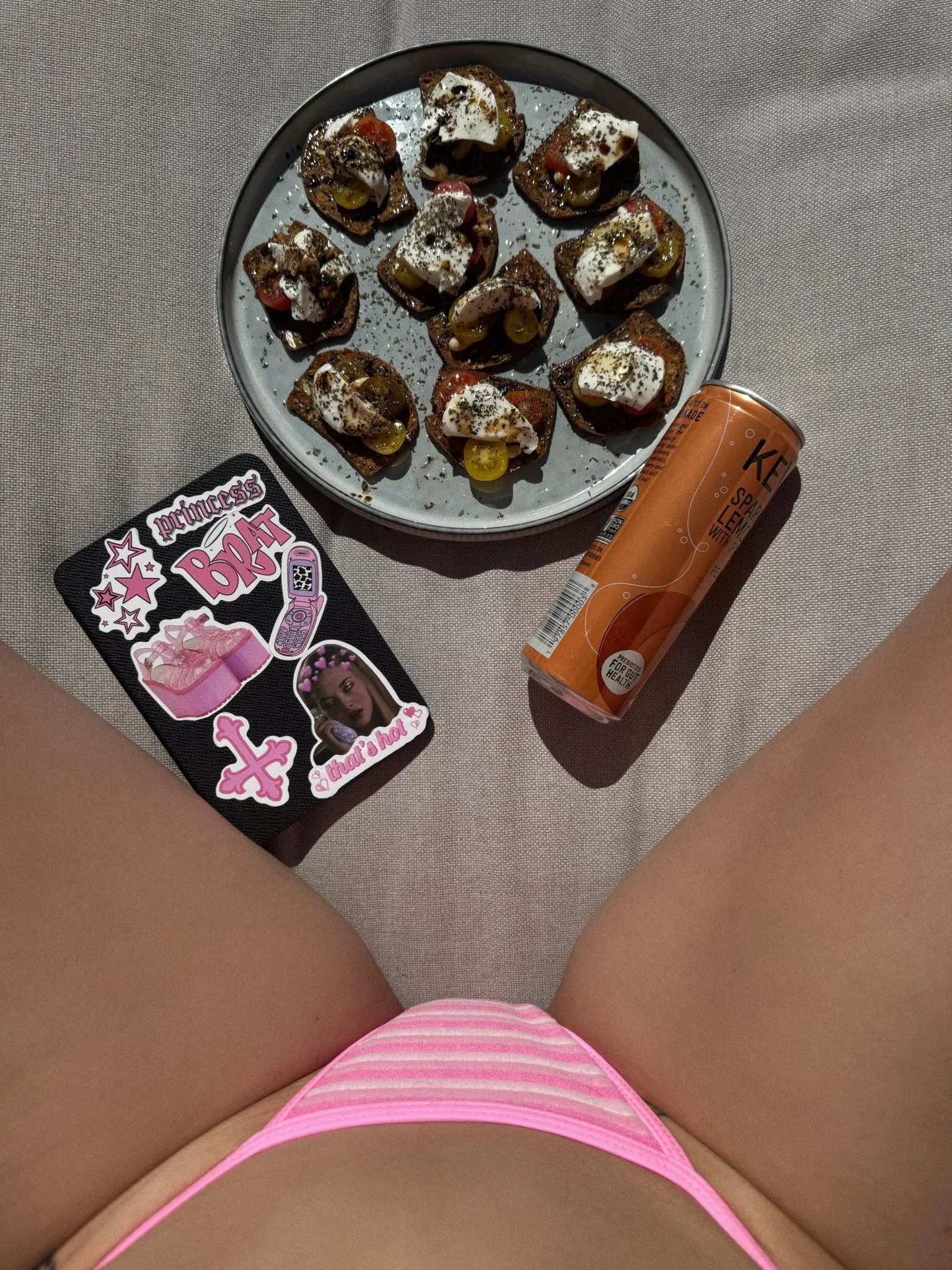 Want a snack posted by bitchkneespears