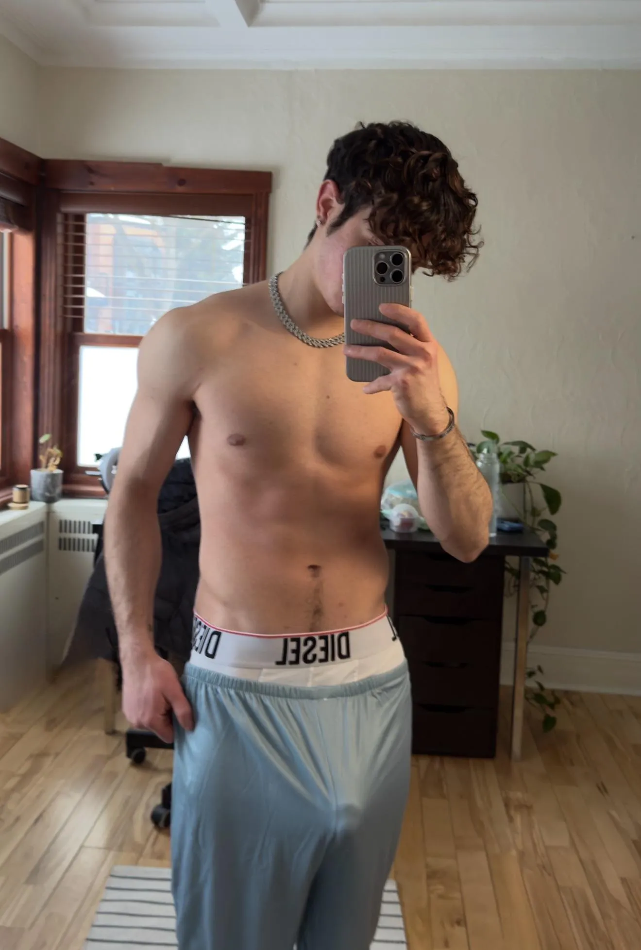 Back from shower 💦 posted by flavio_booy