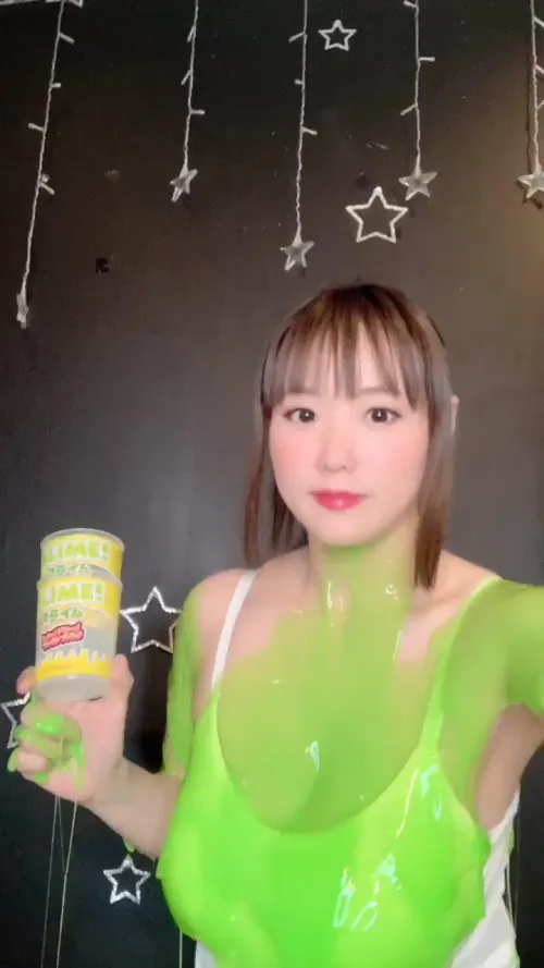 i'd still pinch her by DeathlikeCoast2