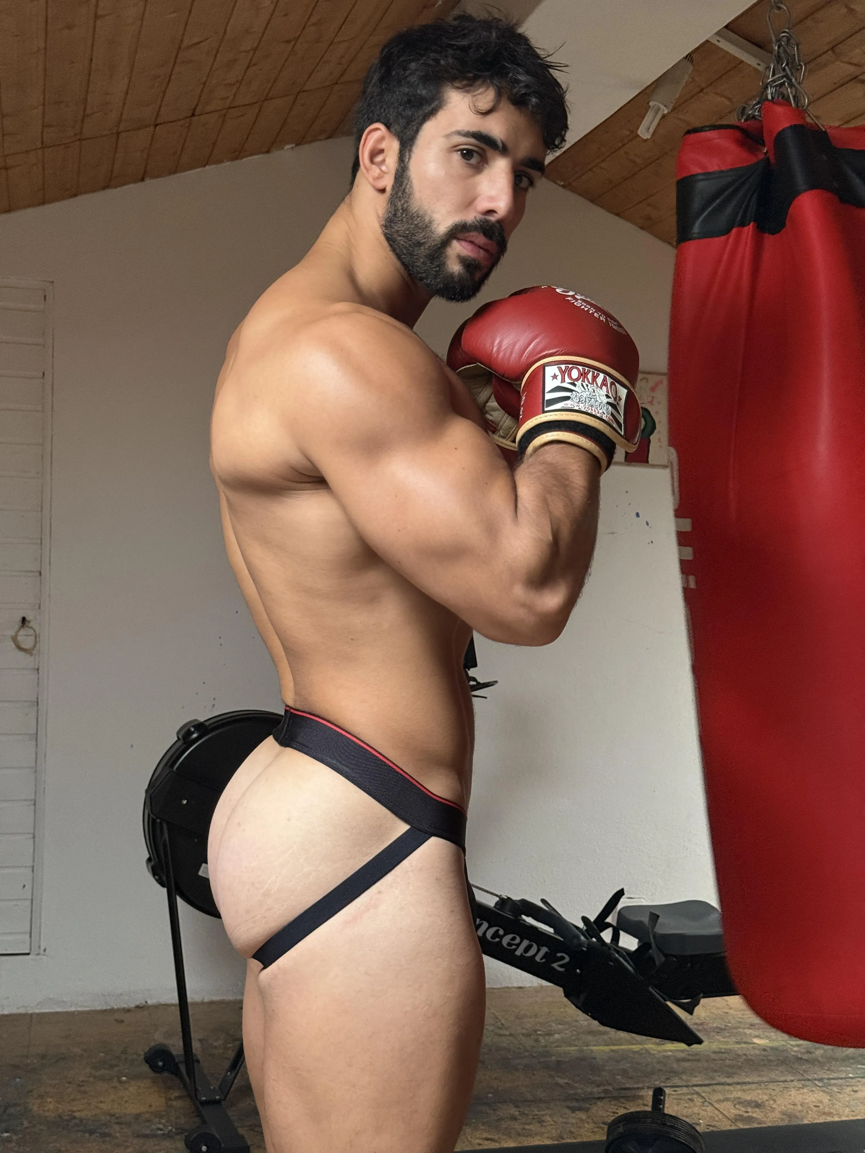 Make me sweat more than a boxing workout and I'll be yours posted by mikesaynt