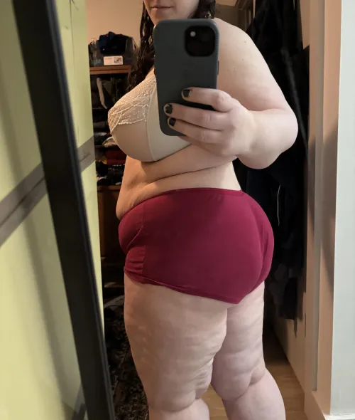 First post! Showing off my full back cotton boy shorts by bbwjewishprincess