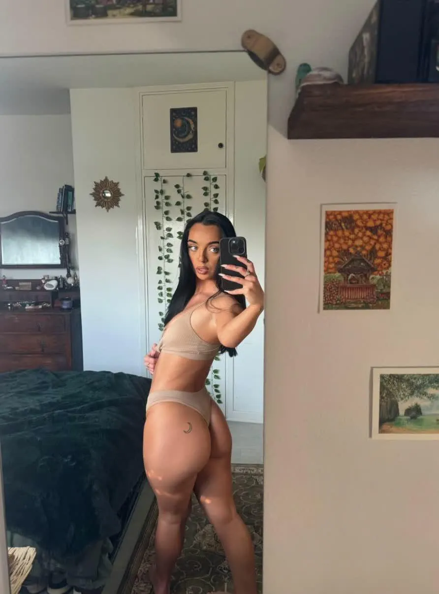 are you ready for this 4'11 petite body? posted by RosyWhispers