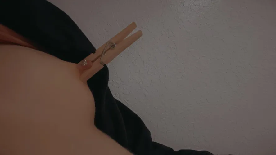 Some nipple clamp fun tonight 😜 by AnnieWay63