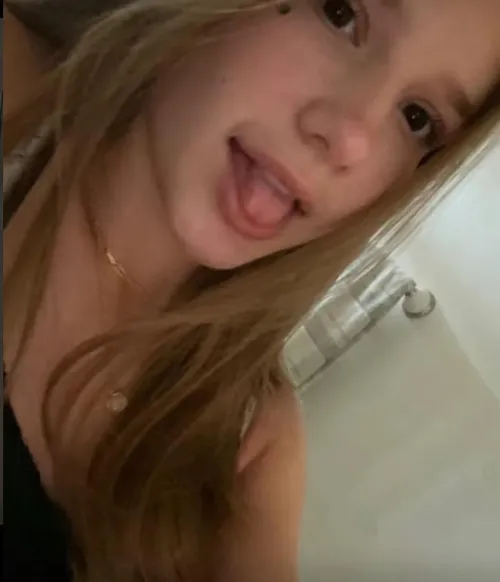 I need some cum in my throat by Idkfirstname