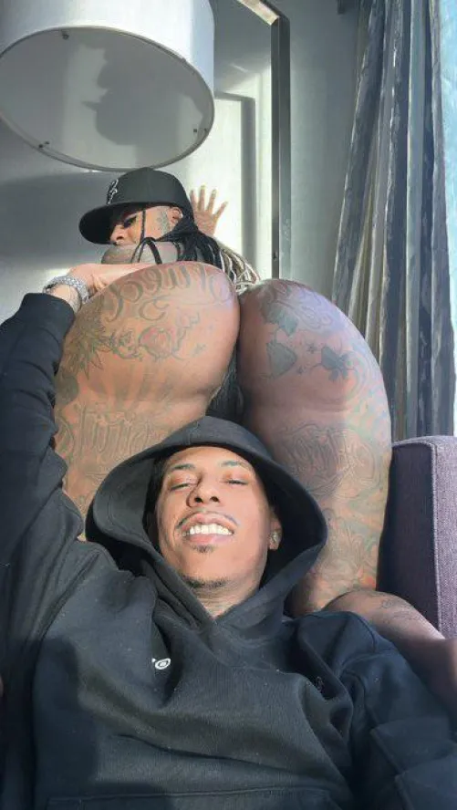 ❤️ by TinyVehicle8970