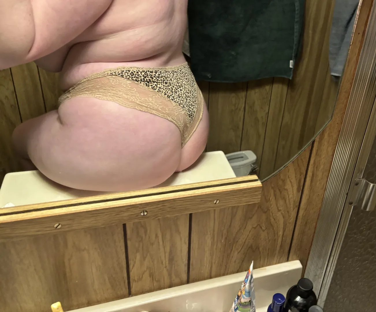  posted by brattyann69