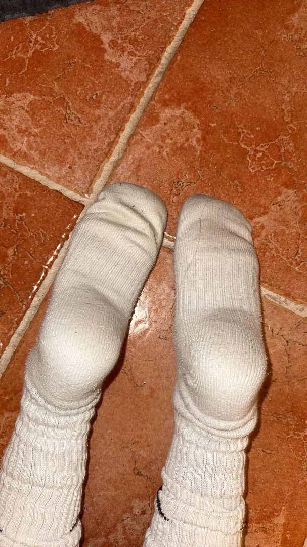 ✨ posted by littleevi-feet