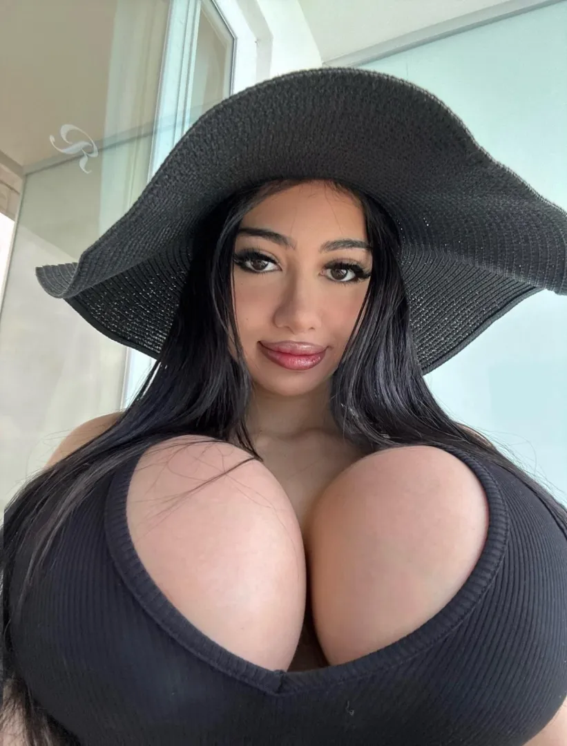  posted by Thebrattyb2001