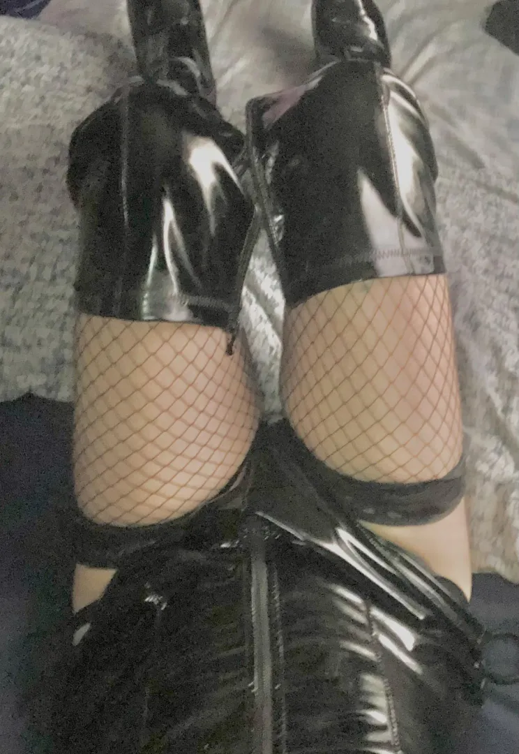 ✨ posted by bicuriousnewbie2021