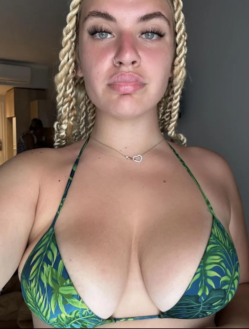  posted by yourgirlalexandra