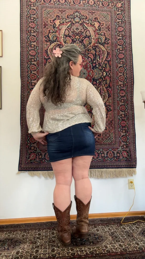 ✨ posted by violetlunarwitch