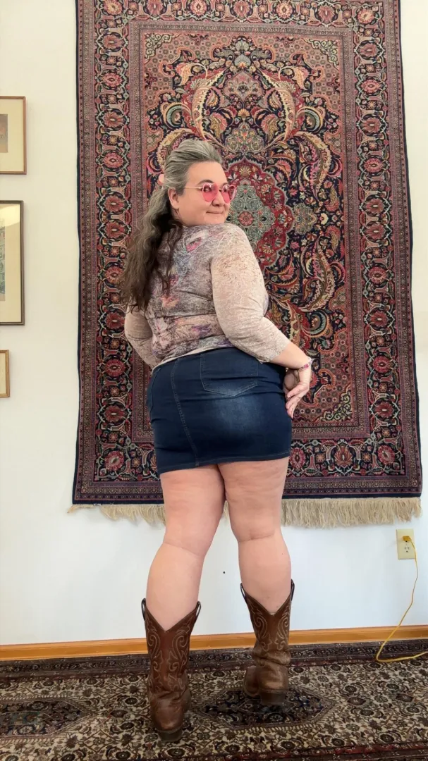  posted by violetlunarwitch