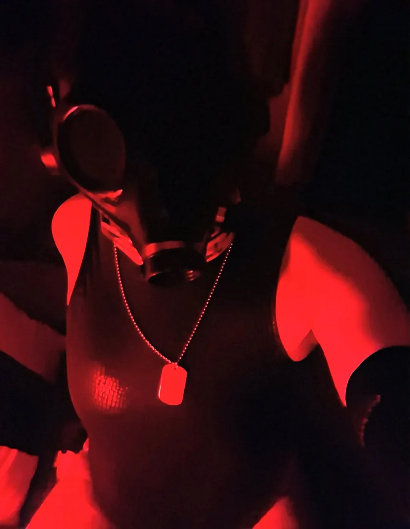 0935 :: It is experimenting with different coloured lights, how does red look? posted by papa_panzer935