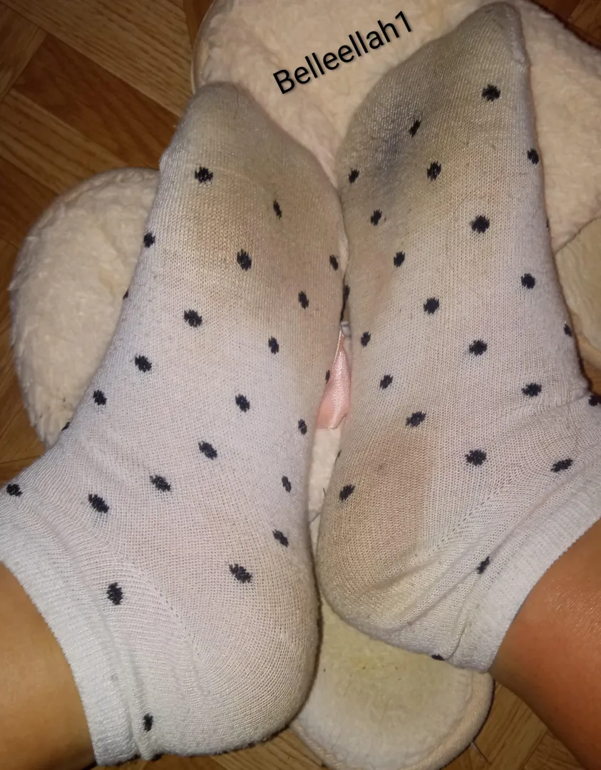 10 day worn socks ready to ship! Lots of sweaty workouts included. Message me to claim posted by Belleellah1