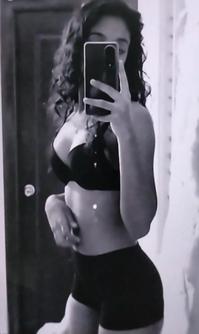 ?/10 Rate ma bff close frd stories posted by genzhoesis