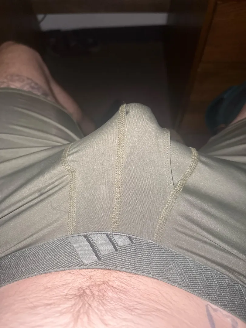 18 bi in my dorm posted by Sea-Wedding8691