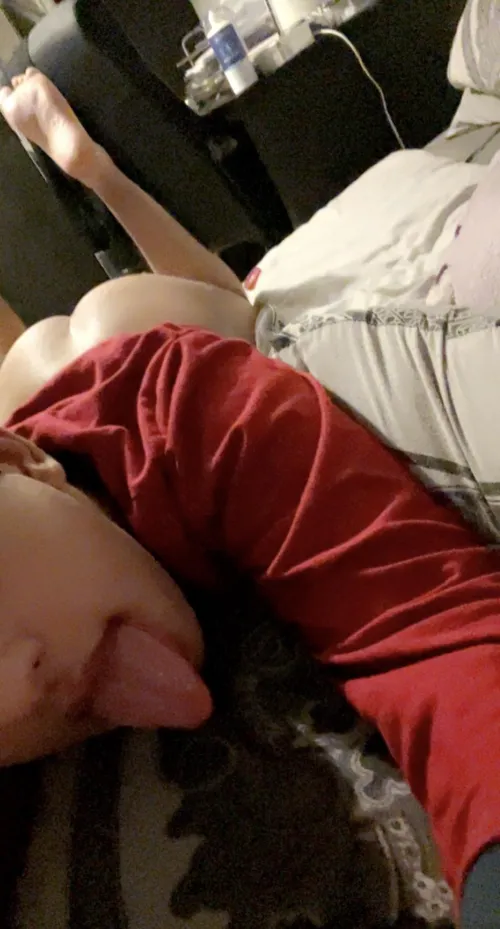 18 bottom boy here (I have no limits) is by thirstyforperfume