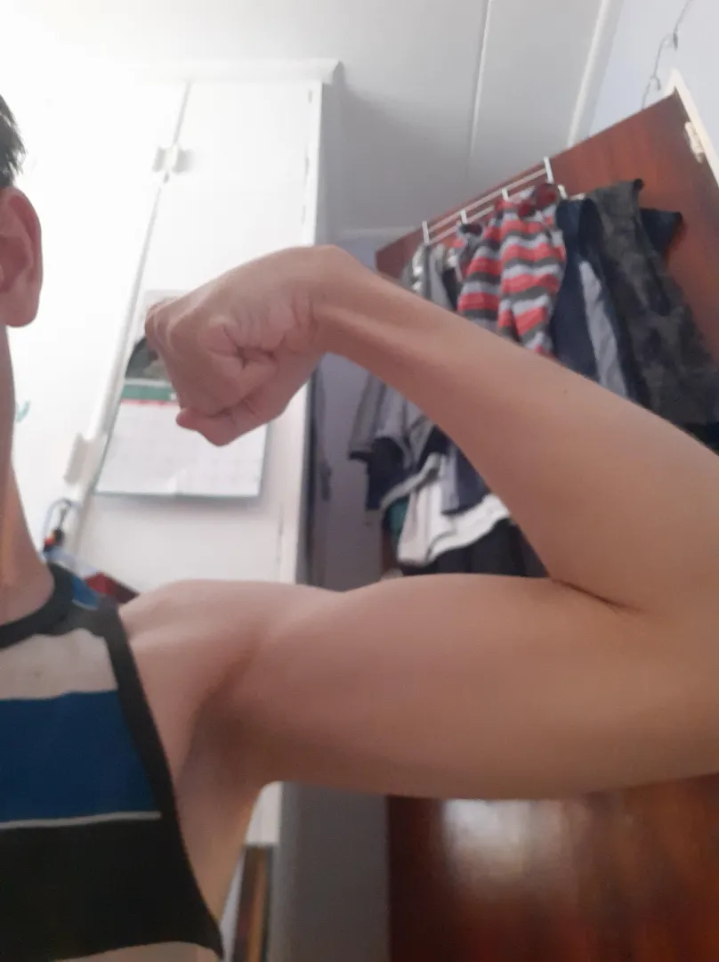 18, kinda slim but hope this is appreciated! posted by thatoneguyidek188