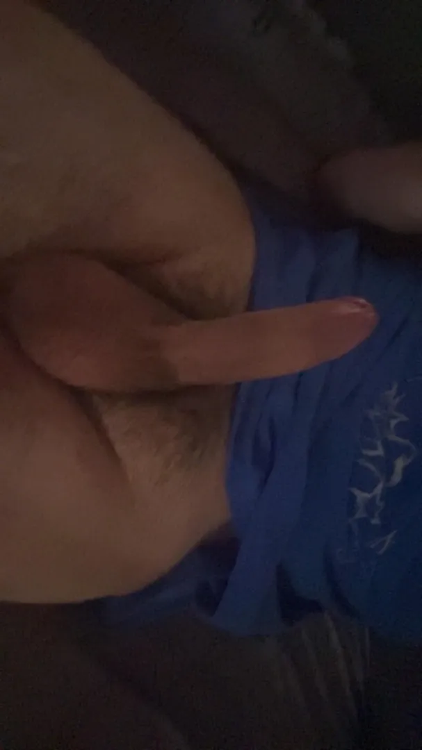 18 looking for fwb posted by Express_Secretary_18